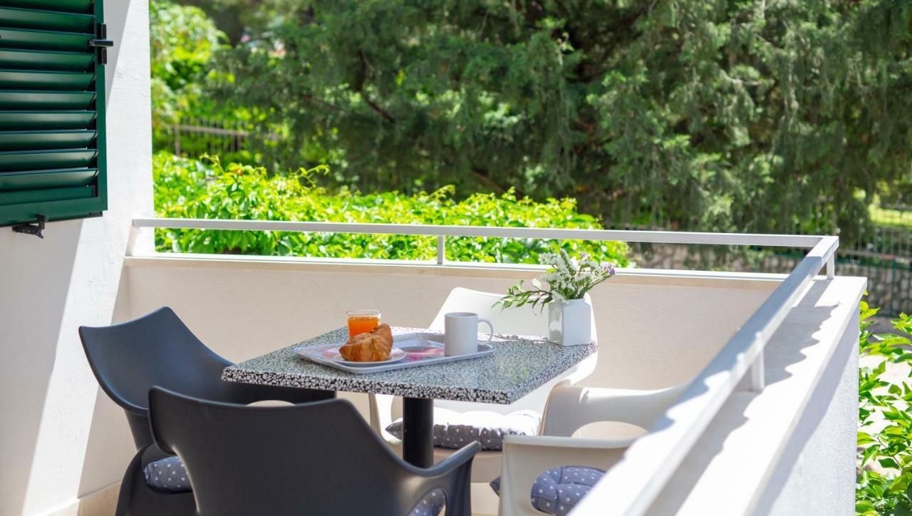 Apartman Pjero 3+2 Makarská Exteriér fotografie