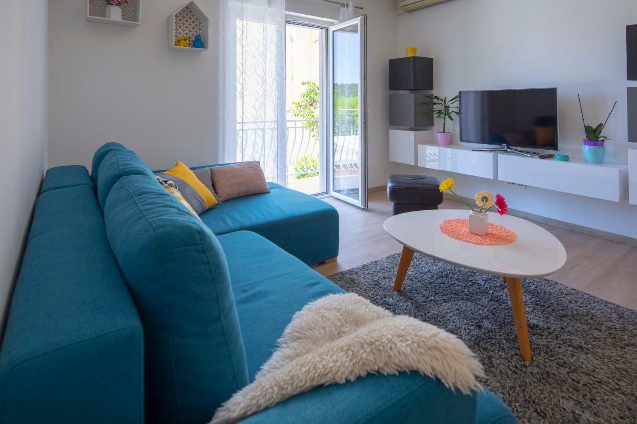 Apartman Pjero 3+2 Makarská Exteriér fotografie